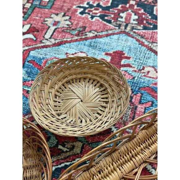 Set of 5 Vintage Baskets | Wicker Baskets | Wall Decor | Cottage Wall Basket - Picture 6 of 6